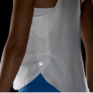 Lululemon Lightweight Stretch Running Tank Top white Size‎ 2